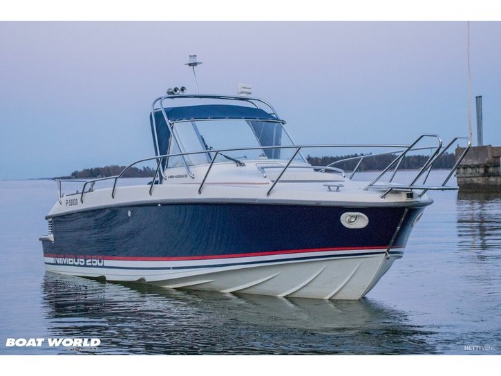 Moottorivene Nimbus  2002 2831307