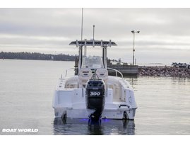 Moottorivene Boston Whaler 220 Outrage 2011 2675717