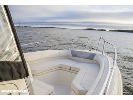 Moottorivene Boston Whaler 220 Outrage 2011 2675725