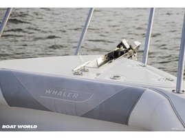 Moottorivene Boston Whaler 220 Outrage 2011 2675726