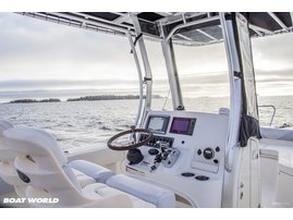 Moottorivene Boston Whaler 220 Outrage 2011 2675732