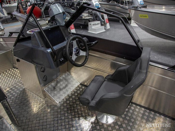 Moottorivene Silver Hawk 2026 2697665