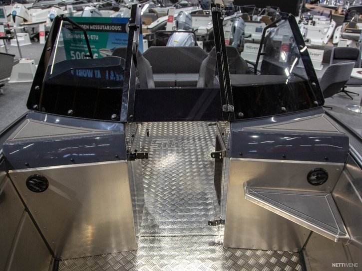 Moottorivene Silver Hawk 2025 2716129