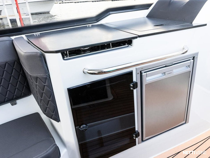 Moottorivene Silver Raptor 2026 3053930