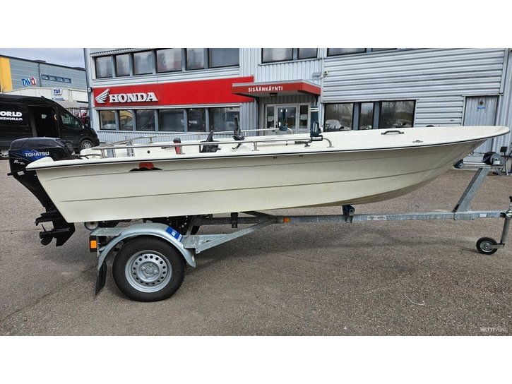 Moottorivene Suvi 4300 2010 2806060