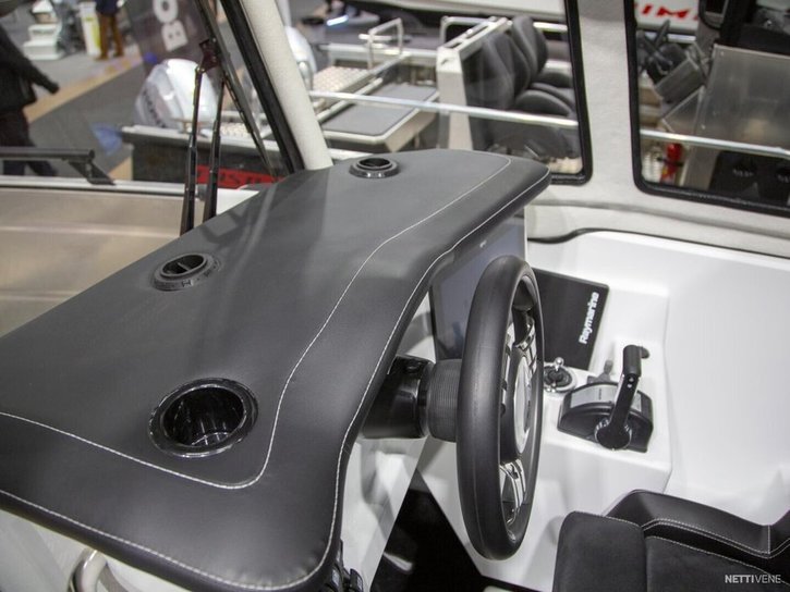 Moottorivene Silver SeaHawk Cabin 2025 2820046