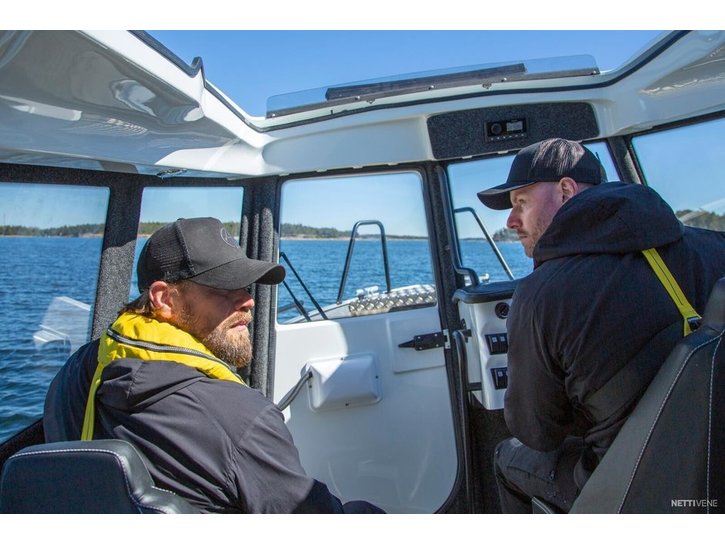 Moottorivene Silver SeaHawk Cabin 2026 2820051