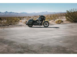 2025-na-imc-chieftain-powerplus-darkhorse-black-smoke-beauty-6-89