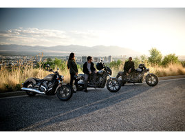 2026-na-imc-scout-bobber-ltd-sport-sixty-classic-sixty-lifestyle-0300