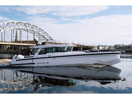 Axopar 38 XC Cross Cabin_Latvia_axopar-boats_55218791791_o