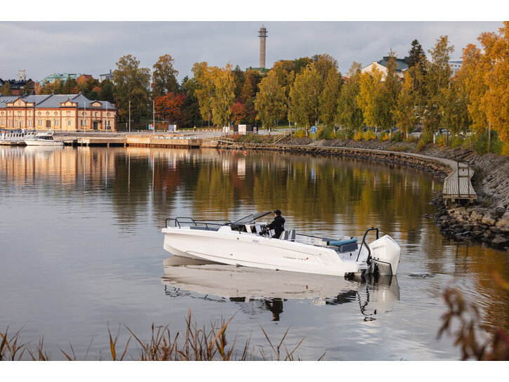 Väri: 822580