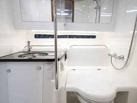 C11 T11 Interior-3545