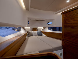 C11 T11 Interior-3566