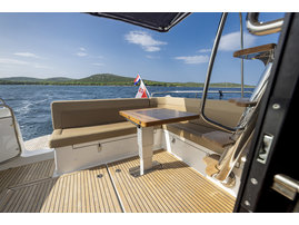 Nimbus_405_Flybridge_Q6A7227