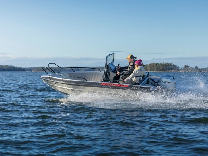 25YM-Faster-465-act-aws-lr-003