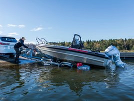 25YM-Faster-465-act-aws-lr-009