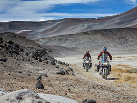 CRF1000L-Africa-Twin-Adventure-Sports-DCT-18-e-19