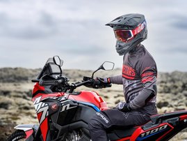 CRF1100-Africa-Twin-DCT-22YM-01-aws-16