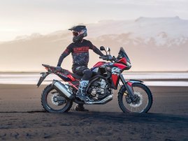 CRF1100-Africa-Twin-DCT-22YM-01-aws-18
