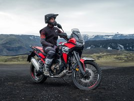 CRF1100-Africa-Twin-DCT-22YM-01-aws-25