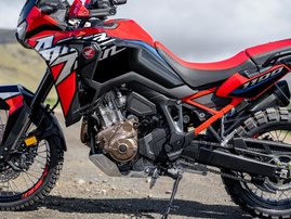 CRF1100-Africa-Twin-DCT-22YM-01-aws-42