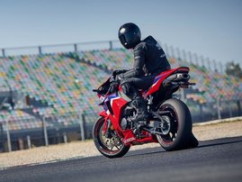 24YM CBR600RR R380 Grand Prix Red 15