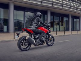 25YM-CB1000-Hornet-Grand-Prix-Red-R380-aws-007