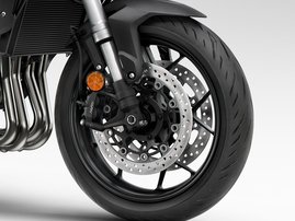 25YM-CB1000-Hornet-Mat-Iridium-Gray-NHC64-aws-014