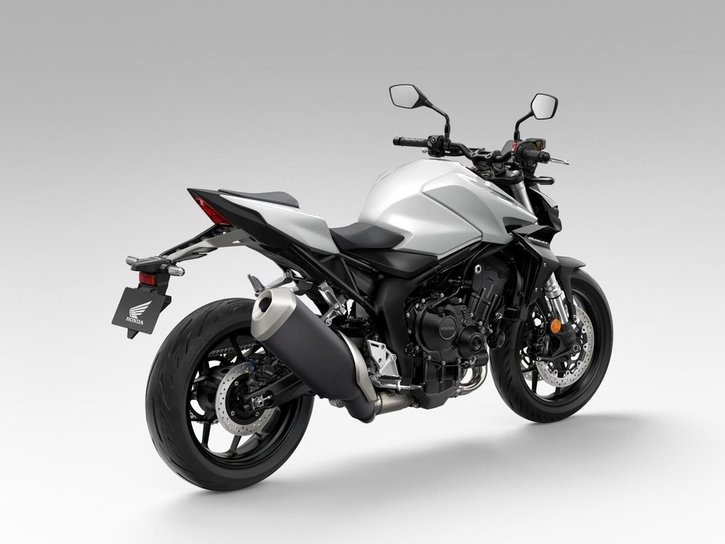 Väri: Pearl Glare White