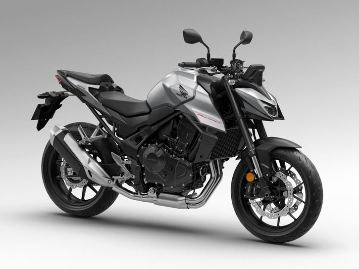 Väri: Digital Silver Metallic