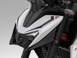 25YM CB750 Hornet Mat Pearl Glare White RHS 008