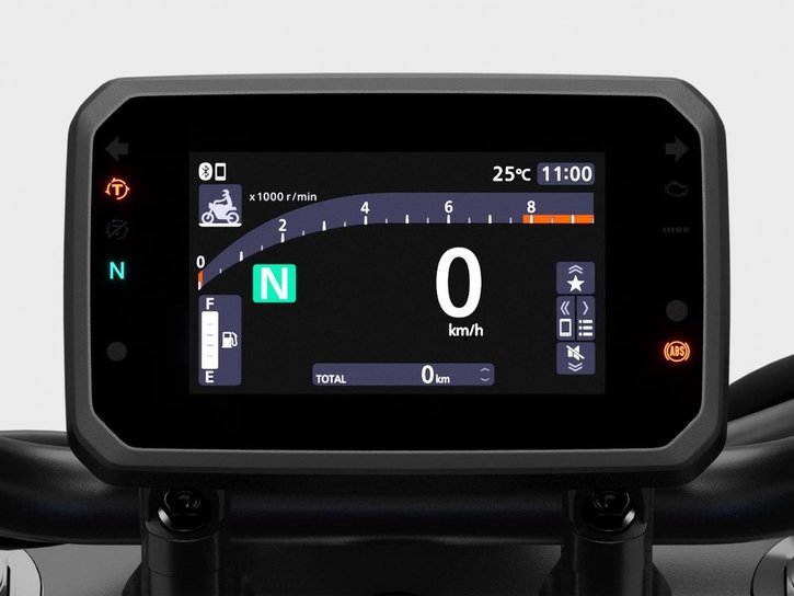 Väri: Pearl Hawkseye Blue