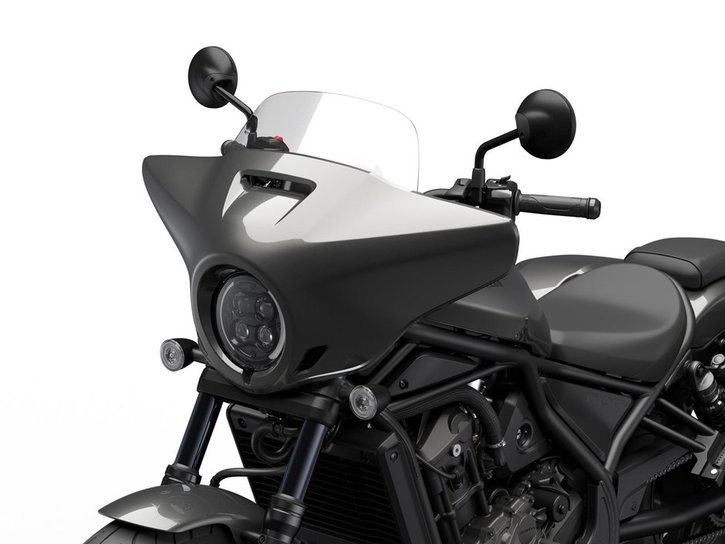 Väri: Iridium Gray Metallic