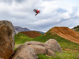 25YM-Honda-CRF250-RWE-16