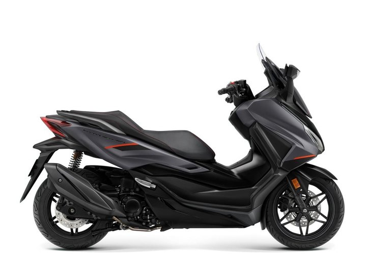 Väri: Mat Cynos Gray Metallic