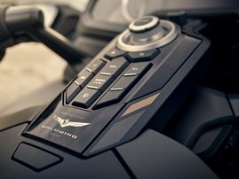 25YM GL1800 Gold Wing 50th Anniversary DCT NHA86 Black Ballistic Metallic 28