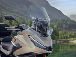 25YM NT1100 YR386 Mat Warm Ash Metallic DCT ES 36