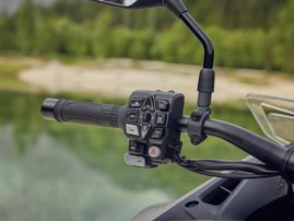 25YM NT1100 YR386 Mat Warm Ash Metallic DCT ES 42