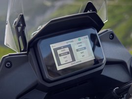 25YM XL750 Transalp ROSS WHITE 27