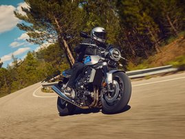 26YM CB1000F NHD19M WolfSilverMetallic BlueStripe 014