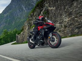 26YM 01 CB1000GT R380 GrandPrixRed aws 18