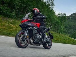 26YM 01 CB1000GT R380 GrandPrixRed aws 20