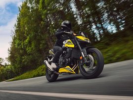 26YM CB750 Hornet EClutch Red NHB01 Graphite Black aws 07