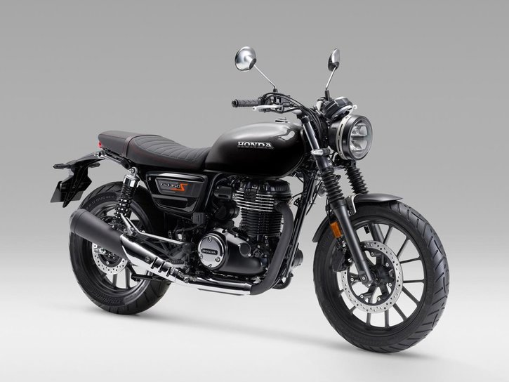 Väri: Gunmetal Black Metallic