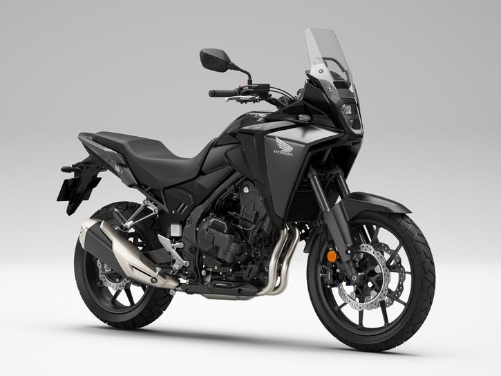 Väri: Graphite Black