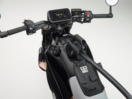 26YM Honda WN7 Graphite Black 016