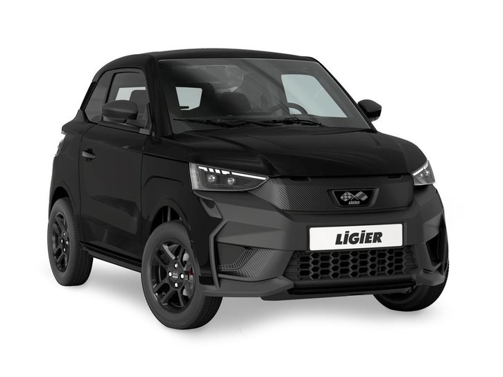 Väri: Intense Black