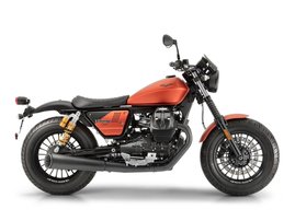 Moto Guzzi V9 Bobber Sport