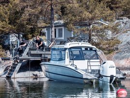 2024 Silver Seahawk-Cabin web-010