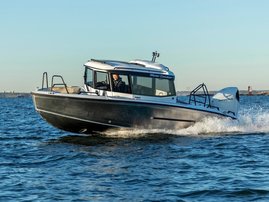 007 25YM-Silver-Condor-Cabin-Lauttasaari-04122024-hr-038